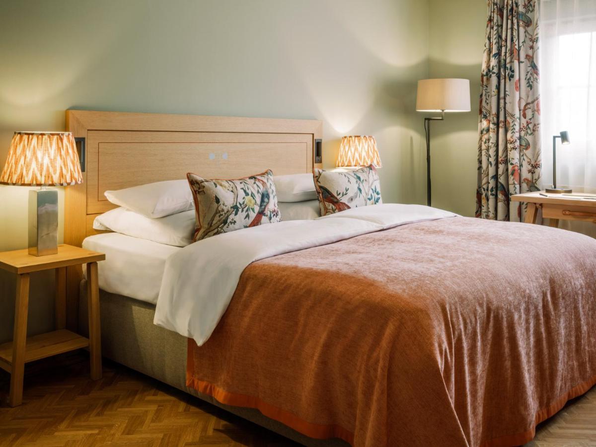 Spa & Resort Bachmair Weissach, Luxury Family Resort Rotta Buitenkant foto