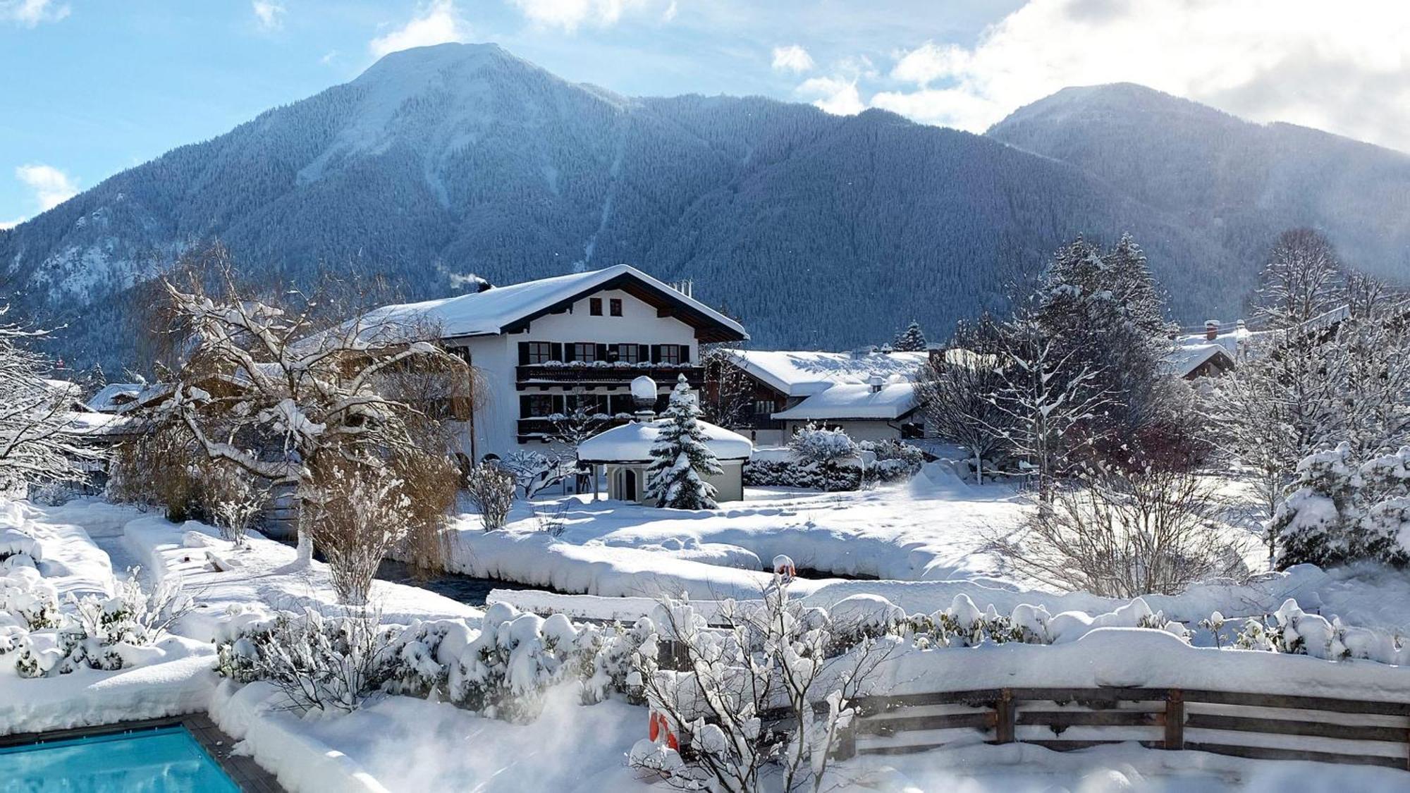Spa & Resort Bachmair Weissach, Luxury Family Resort Rotta Buitenkant foto